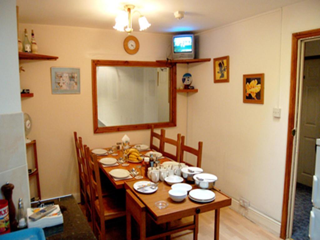 كنغستون أبون تامْسْ St. George'S Lodge المظهر الخارجي الصورة